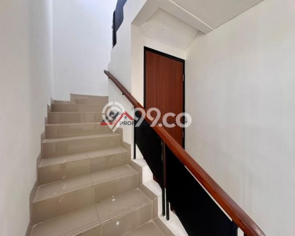Dijual Rumah Luas Megah Dengan View Eksklusif di Bintaro, Tangerang Selatan Dijual Rumah Luas Megah Dengan View Eksklusif di Bintaro, Tangerang Selatan