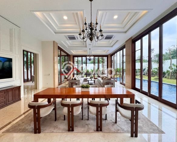 Jual Rumah Luas Megah Dengan View Cantik di Kemang, Jakarta Selatan Jual Rumah Luas Megah Dengan View Cantik di Kemang, Jakarta Selatan