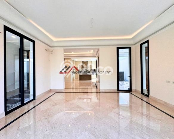 Rumah Elit Modern Tanpa Renovasi di Cipete Jakarta Selatan Rumah Elit Modern Tanpa Renovasi di Cipete Jakarta Selatan