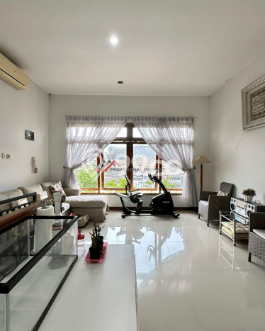 Rumah Mewah Siap Huni LT 253m2 di Cilandak, Jakarta Selatan Rumah Mewah Siap Huni LT 253m2 di Cilandak, Jakarta Selatan