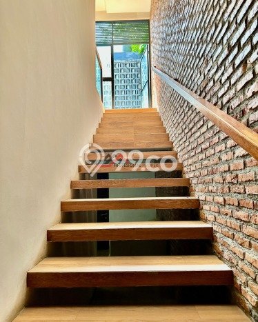Dijual Rumah Mewah Elegan Dengan View Cantik di Lebak Bulus, Jakarta Selatan Dijual Rumah Mewah Elegan Dengan View Cantik di Lebak Bulus, Jakarta Selatan