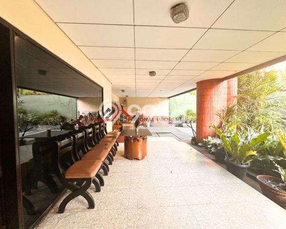 Rumah Luxury Modern Siap Huni di Warung Buncit Jakarta Selatan Rumah Luxury Modern Siap Huni di Warung Buncit Jakarta Selatan