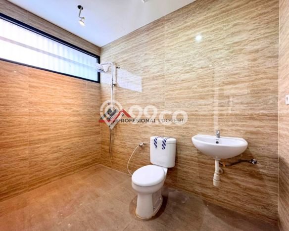 Dijual Rumah Luas Megah Dengan View Eksklusif di Bintaro, Tangerang Selatan Dijual Rumah Luas Megah Dengan View Eksklusif di Bintaro, Tangerang Selatan