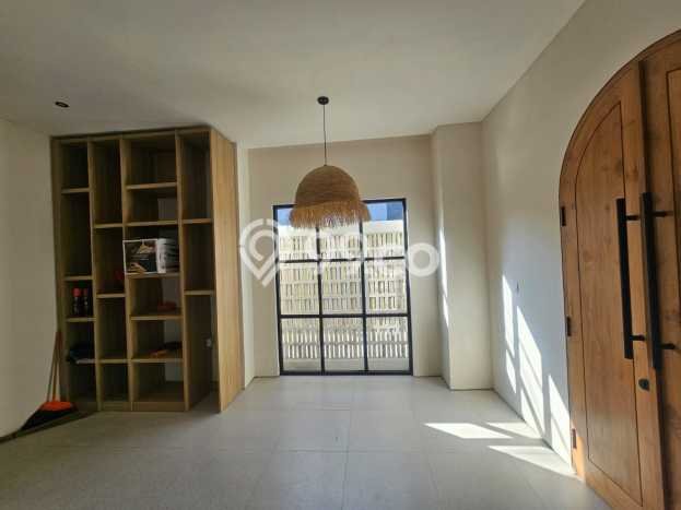 Investasi Potensial! Vila Kawasan , Luas 150m2m², Lokasi Premium Investasi Potensial! Vila Kawasan , Luas 150m2m², Lokasi Premium