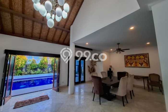 Vila Kawasan , Area 450m2m², Dekat Mudah Pusat Kota Vila Kawasan , Area 450m2m², Dekat Mudah Pusat Kota