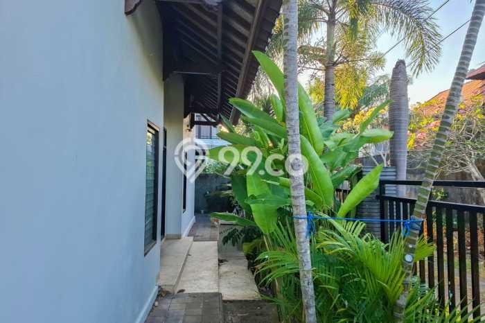 Vila Kawasan , Area 450m2m², Dekat Mudah Pusat Kota Vila Kawasan , Area 450m2m², Dekat Mudah Pusat Kota