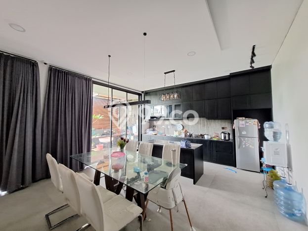 Vila Kawasan , Ukuran 200m2m², Kawasan Asri untuk hunian Vila Kawasan , Ukuran 200m2m², Kawasan Asri untuk hunian