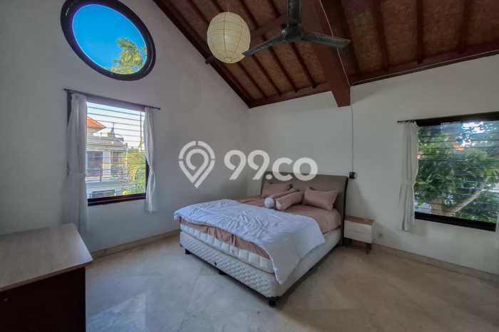 Vila Kawasan , Area 450m2m², Dekat Mudah Pusat Kota Vila Kawasan , Area 450m2m², Dekat Mudah Pusat Kota