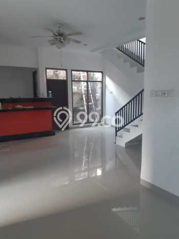 Dijual Hunian Rumah Terawat 4 Kamar di Puri Gading, Badung Dijual Hunian Rumah Terawat 4 Kamar di Puri Gading, Badung