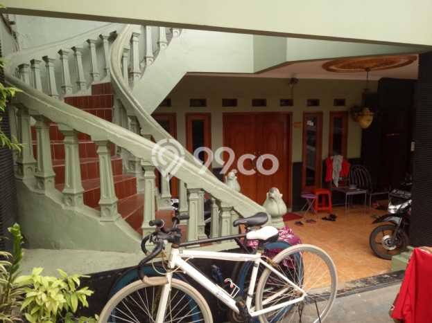Kos-kosan Dijual di Gatot Subroto Jakarta Selatan Luas 500m2 Kos-kosan Dijual di Gatot Subroto Jakarta Selatan Luas 500m2