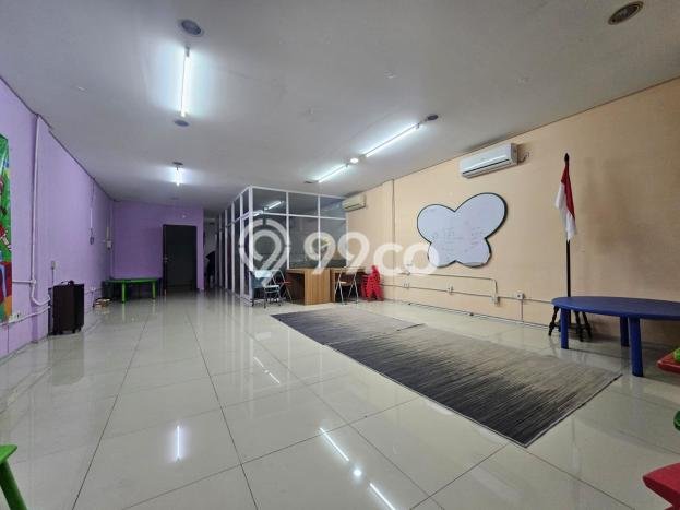 Unit Ruko Dijual di Kelapa Gading Jakarta Utara 300m2 Unit Ruko Dijual di Kelapa Gading Jakarta Utara 300m2