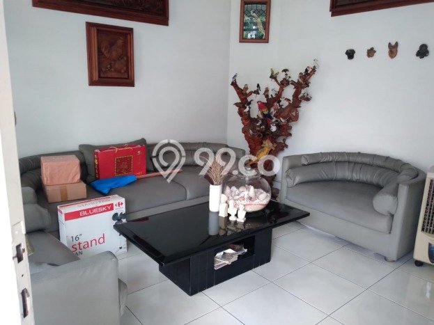 Unit Kost Dijual di Cempaka Putih dengan 10 Kamar Tidur & Luas Bangunan 924m2 Unit Kost Dijual di Cempaka Putih dengan 10 Kamar Tidur & Luas Bangunan 924m2