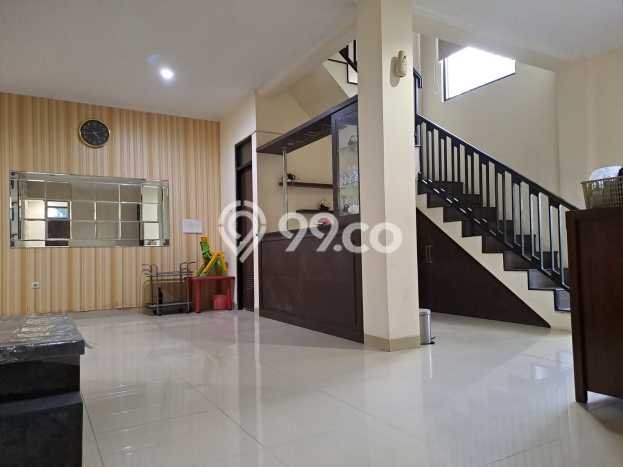 Dijual Rumah Luas Elegan Dengan View Eksklusif di Cikokol, Tangerang Dijual Rumah Luas Elegan Dengan View Eksklusif di Cikokol, Tangerang