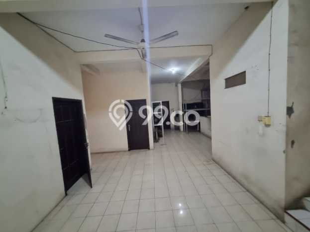 Ruko Disewa di Surabaya dengan LB 360m2 Area Komersial Ramai Ruko Disewa di Surabaya dengan LB 360m2 Area Komersial Ramai