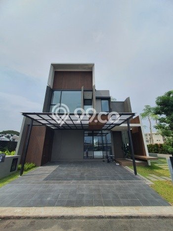 Hunian Mewah LB 255m2 Siap Pakai Desain Elegan di Citraland, Surabaya Hunian Mewah LB 255m2 Siap Pakai Desain Elegan di Citraland, Surabaya