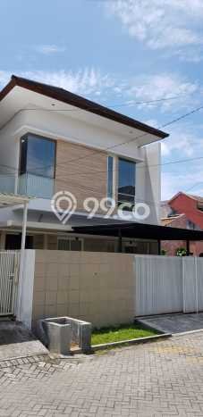 Rumah Luxury Modern Tanpa Renovasi di Darmo permai Surabaya Rumah Luxury Modern Tanpa Renovasi di Darmo permai Surabaya