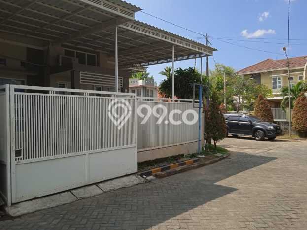 Rumah Luas Asri 2 KT Siap Pakai di Lidah Kulon Surabaya Rumah Luas Asri 2 KT Siap Pakai di Lidah Kulon Surabaya