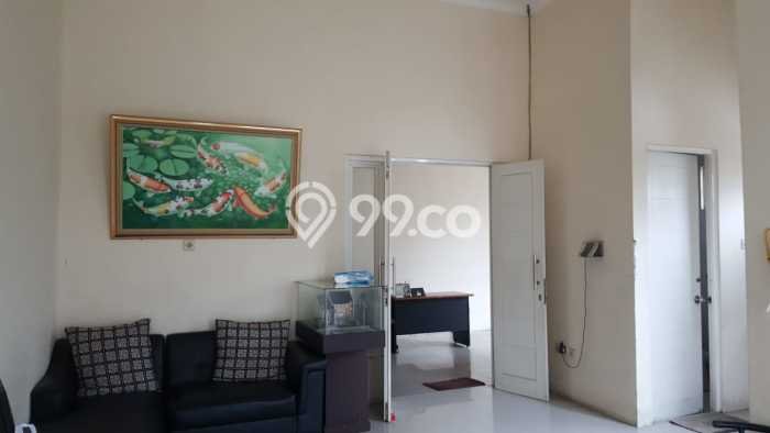 Rumah Luas Asri 2 KT Siap Pakai di Lidah Kulon Surabaya Rumah Luas Asri 2 KT Siap Pakai di Lidah Kulon Surabaya