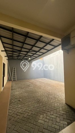 Rumah sewa siap huni 4 Kamar Tidur di Ketintang, Surabaya Rumah sewa siap huni 4 Kamar Tidur di Ketintang, Surabaya