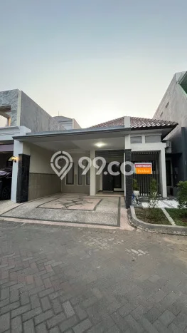 Rumah sewa siap huni 4 Kamar Tidur di Ketintang, Surabaya Rumah sewa siap huni 4 Kamar Tidur di Ketintang, Surabaya