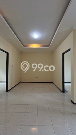 Rumah sewa siap huni 4 Kamar Tidur di Ketintang, Surabaya Rumah sewa siap huni 4 Kamar Tidur di Ketintang, Surabaya