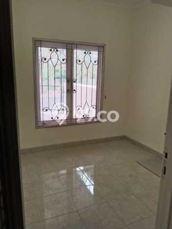 For Sale Hunian Rumah Nyaman 2 KT di Pakuwon City, Surabaya For Sale Hunian Rumah Nyaman 2 KT di Pakuwon City, Surabaya