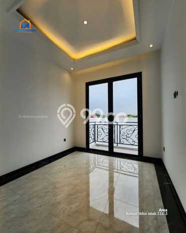 Best Deal Hunian Mewah Ideal dan Luas di Jagakarsa, Jakarta Selatan Best Deal Hunian Mewah Ideal dan Luas di Jagakarsa, Jakarta Selatan