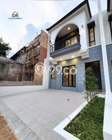 For Sale Rumah 4 Kamar Lokasi Strategis Bagus dan Strategis di Jagakarsa For Sale Rumah 4 Kamar Lokasi Strategis Bagus dan Strategis di Jagakarsa