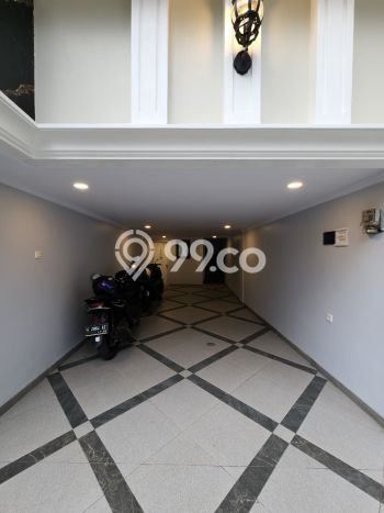 Rumah Modern Cantik 3 KT Bisa Langsung Pindah di Jagakarsa Rumah Modern Cantik 3 KT Bisa Langsung Pindah di Jagakarsa