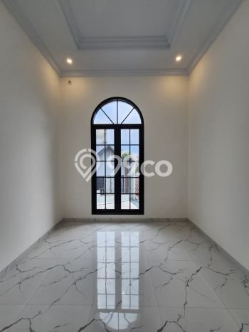 Rumah Modern Cantik 3 KT Bisa Langsung Pindah di Jagakarsa Rumah Modern Cantik 3 KT Bisa Langsung Pindah di Jagakarsa
