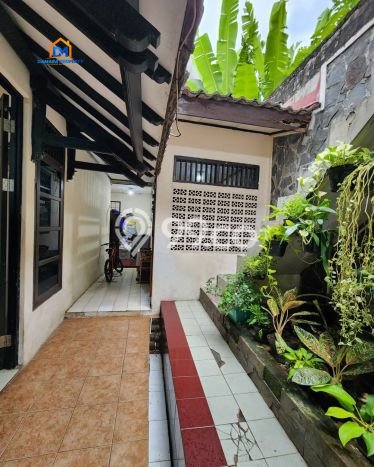 Hunian Cantik Modern Lb 120m2 di Pancoran Mas, Depok Hunian Cantik Modern Lb 120m2 di Pancoran Mas, Depok