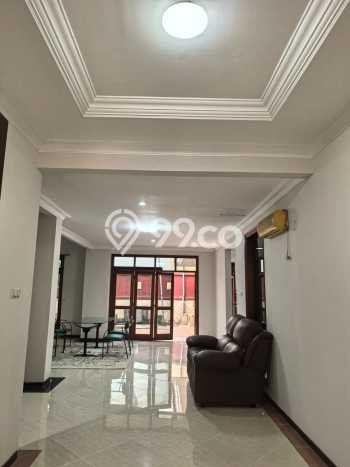 Dijual Rumah Premium dengan Fasilitas Sekitar Lengkap di Dukuh Pakis, Surabaya Dijual Rumah Premium dengan Fasilitas Sekitar Lengkap di Dukuh Pakis, Surabaya