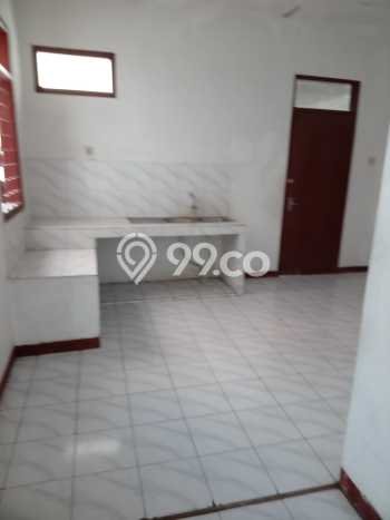 Rumah Modern 2 KT LT 240m2 di Sukomanunggal Rumah Modern 2 KT LT 240m2 di Sukomanunggal