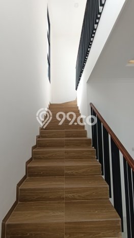 Rumah Minimalis 3 KT di Darmo Permai Surabaya Unfurnished Rumah Minimalis 3 KT di Darmo Permai Surabaya Unfurnished