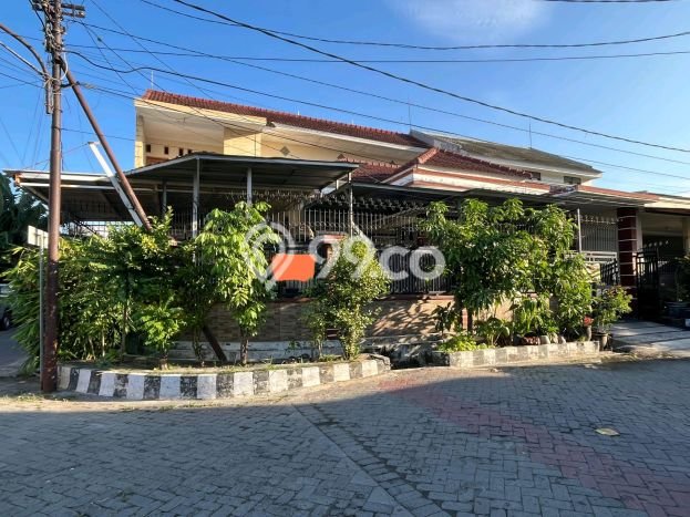 For Sale Rumah Mewah Exclusive di Tandes, Surabaya For Sale Rumah Mewah Exclusive di Tandes, Surabaya