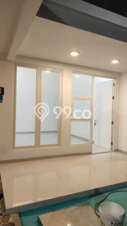 Rumah Mewah Dijual LT 300m2 di Wonokromo, Surabaya Rumah Mewah Dijual LT 300m2 di Wonokromo, Surabaya