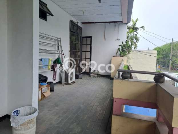 Dijual Rumah Luas Elegan Dengan View Eksklusif di Darmo Permai, Surabaya Dijual Rumah Luas Elegan Dengan View Eksklusif di Darmo Permai, Surabaya