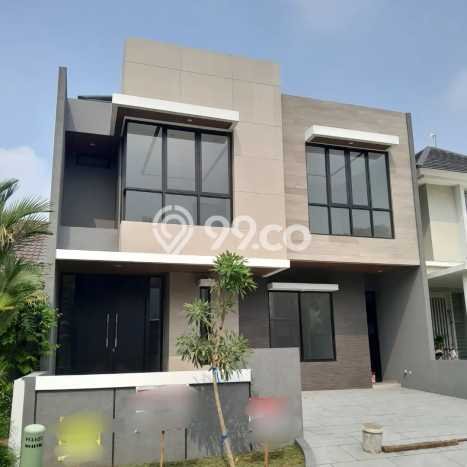 Rumah Mewah Siap Huni LT 210m2 di Sambikerep, Surabaya Rumah Mewah Siap Huni LT 210m2 di Sambikerep, Surabaya