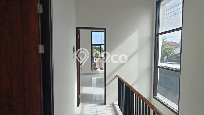 Rumah Minimalis 3 KT di Darmo Permai Surabaya Unfurnished Rumah Minimalis 3 KT di Darmo Permai Surabaya Unfurnished
