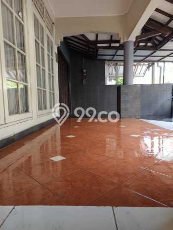 Rumah Eksklusif Siap Huni LT 222m2 di Pondok Aren, Tangerang Selatan Rumah Eksklusif Siap Huni LT 222m2 di Pondok Aren, Tangerang Selatan