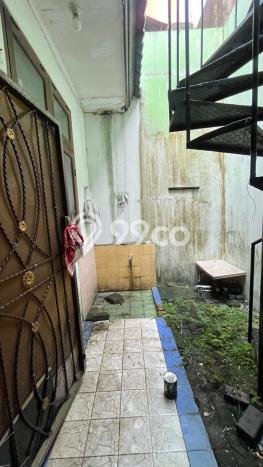 Rumah Strategis Minimalis Lb 71m2 di Karawaci, Tangerang Rumah Strategis Minimalis Lb 71m2 di Karawaci, Tangerang