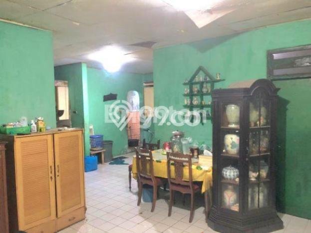 Siap Huni Rumah Mewah 6 Kamar di Pondok Aren Dekat ke Mana Pun Siap Huni Rumah Mewah 6 Kamar di Pondok Aren Dekat ke Mana Pun