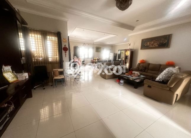 Hunian Elit LB 700m2 Siap Pakai Desain Elegan di Harjamukti, Depok Hunian Elit LB 700m2 Siap Pakai Desain Elegan di Harjamukti, Depok