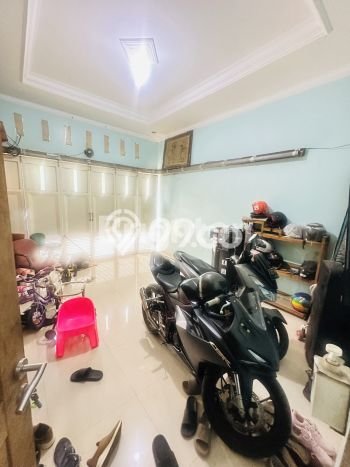 Rumah Modern Minimalis 7 Kamar Bisa Langsung Pindah di Beji Rumah Modern Minimalis 7 Kamar Bisa Langsung Pindah di Beji