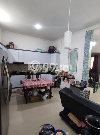 Jual Rumah Strategis Bagus Punya 3 KT di Cimanggis Depok SHM Jual Rumah Strategis Bagus Punya 3 KT di Cimanggis Depok SHM