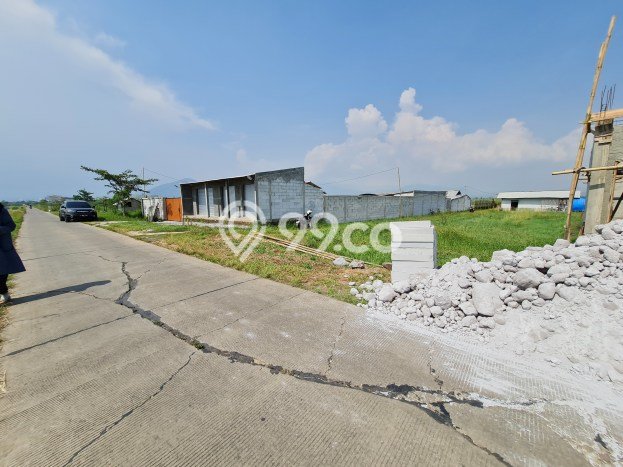 Lahan untuk Dijual Lokasi Rancaekek, Bandung Luas 295m2 SHM Lahan untuk Dijual Lokasi Rancaekek, Bandung Luas 295m2 SHM