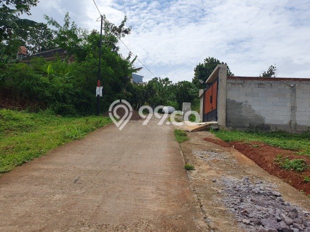 Tanah di Cileunyi, Bandung Luas 405m2 Dijual Segera Tanah di Cileunyi, Bandung Luas 405m2 Dijual Segera
