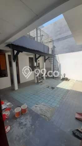 Lokasi terbaik! Rumah siap pakai dikontrakkan di Bekasi Selatan LB 240m2 Lokasi terbaik! Rumah siap pakai dikontrakkan di Bekasi Selatan LB 240m2