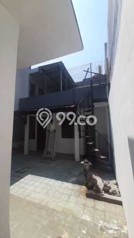 Lokasi terbaik! Rumah siap pakai dikontrakkan di Bekasi Selatan LB 240m2 Lokasi terbaik! Rumah siap pakai dikontrakkan di Bekasi Selatan LB 240m2