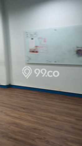 Ruko Disewa di Jakarta Timur dengan LB 400m2 Area Komersial Ramai Ruko Disewa di Jakarta Timur dengan LB 400m2 Area Komersial Ramai